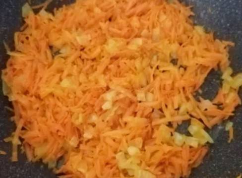 Суп из брокколи и цветной капусты с курицей