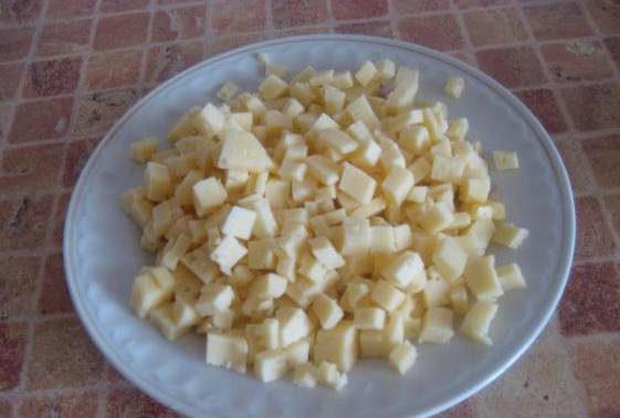 Салат «Восторг» с копченой курицей