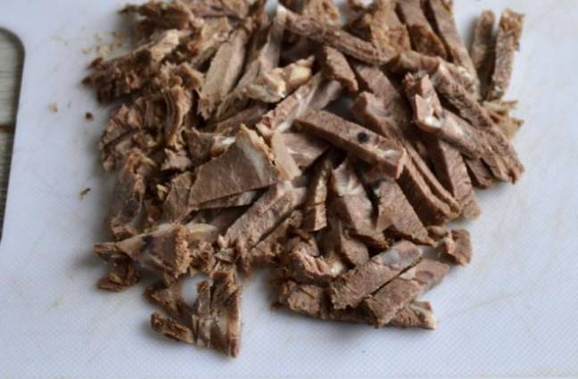 Салат «Веча» из огурцов с мясом
