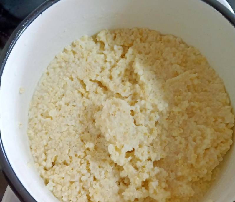 Биточки из пшенной каши на сковороде