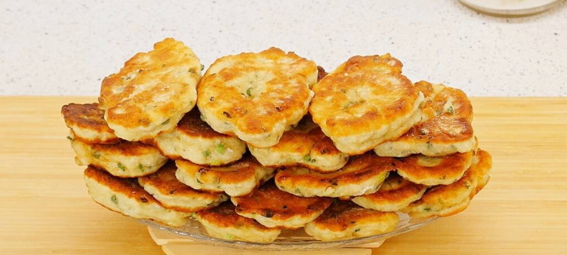 Картофельные лепешки из пюре на сковороде