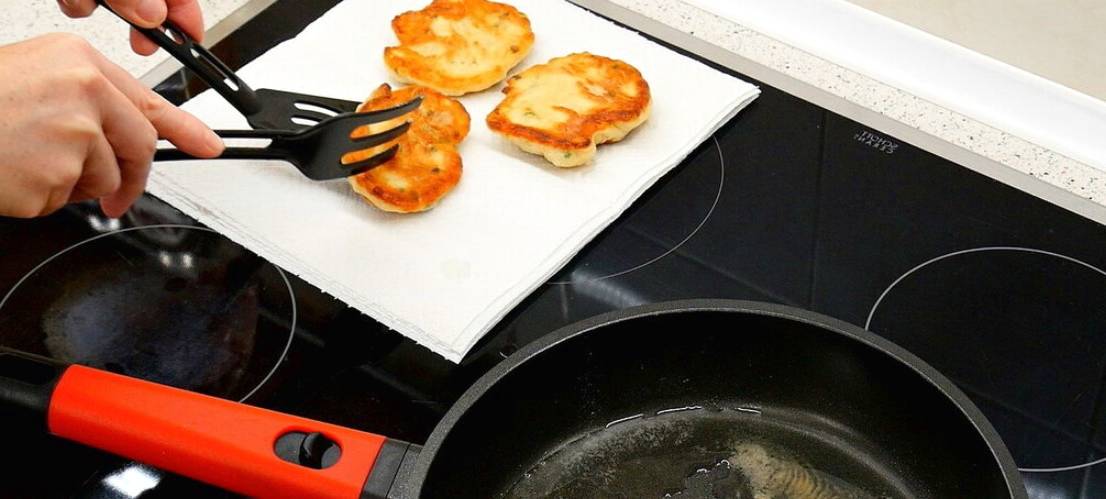 Картофельные лепешки из пюре на сковороде