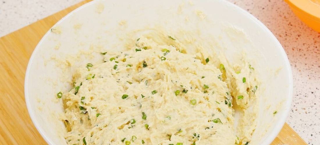 Картофельные лепешки из пюре на сковороде