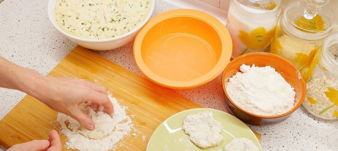 Картофельные лепешки из пюре на сковороде