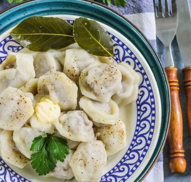 Пельмени в мультиварке Поларис