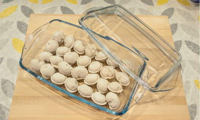 Запеканка из пельменей в духовке