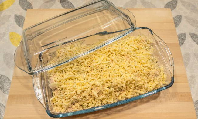 Запеканка из пельменей в духовке