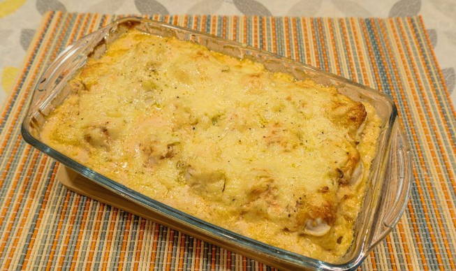 Запеканка из пельменей в духовке