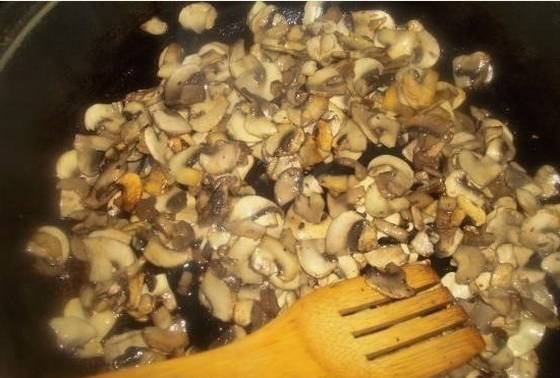 Салат «Зодиак» с курицей и грибами