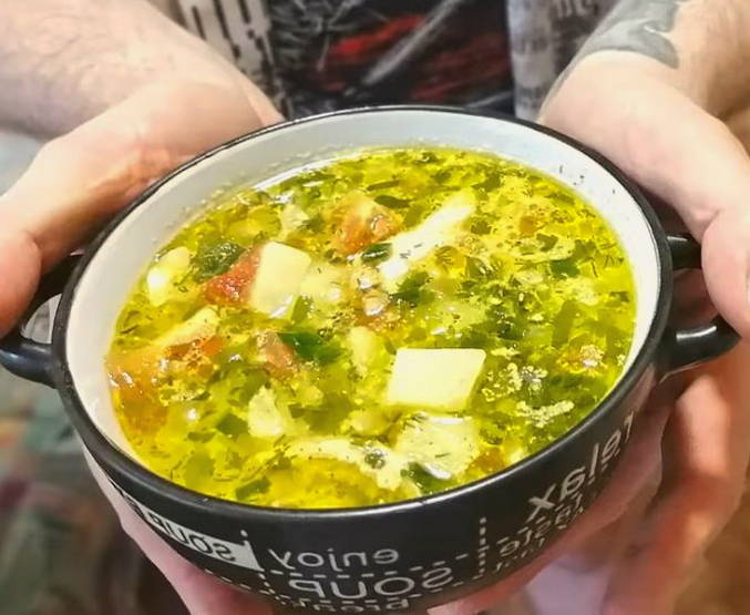 Суп с курицей и помидорами