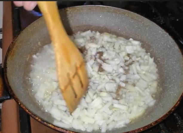 Суп с курицей и помидорами