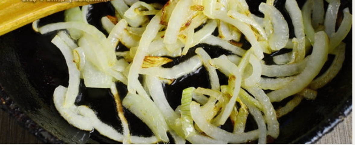 Салат «Ежик» с корейской морковкой и грибами