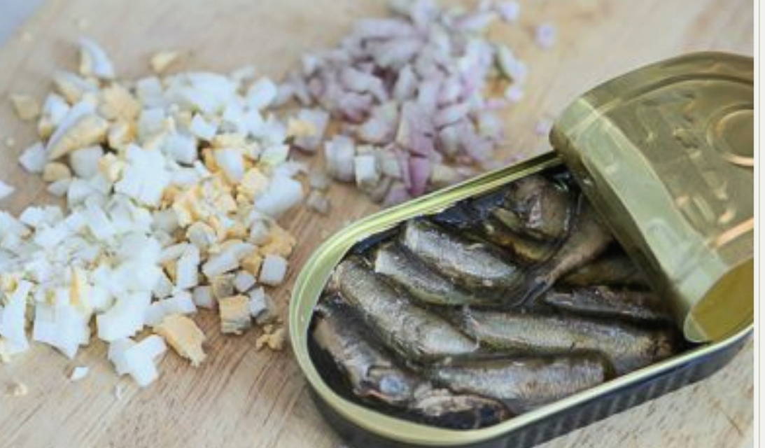 Салат с плавленым сырком «Дружба» и фасолью