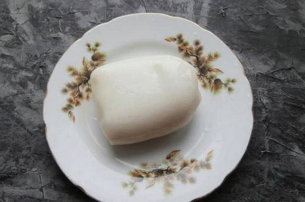 Салат из кальмаров с яйцом и шампиньонами