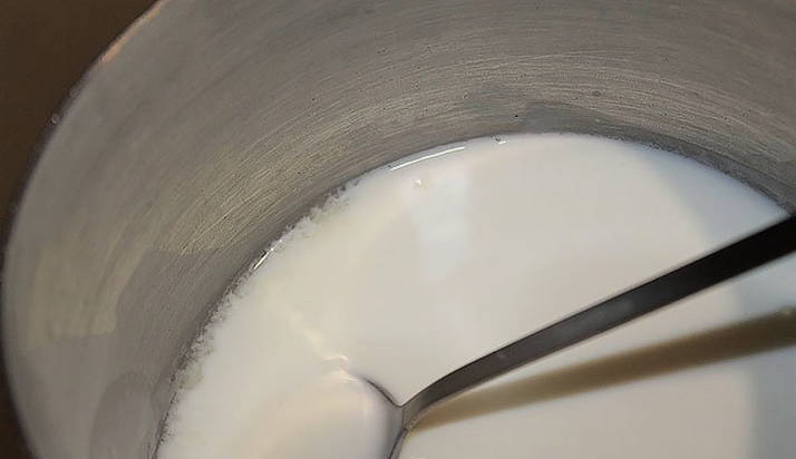 Суп-пюре с шампиньонами, картофелем и плавленым сыром