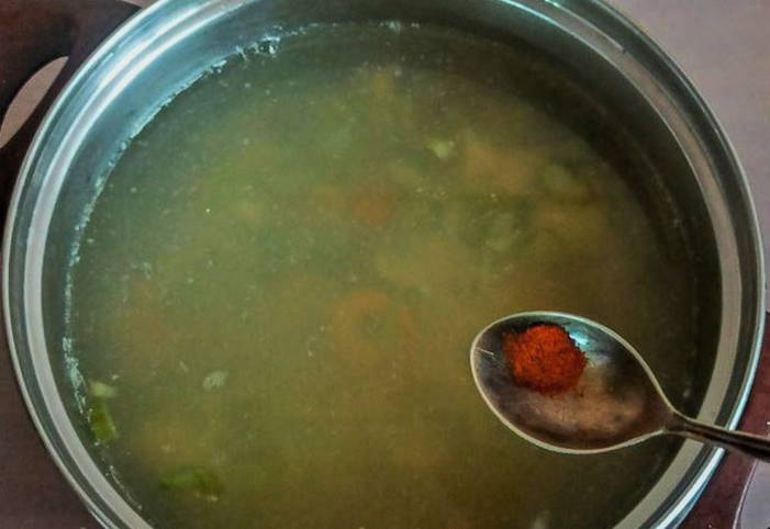 Суп с рыбой и креветками