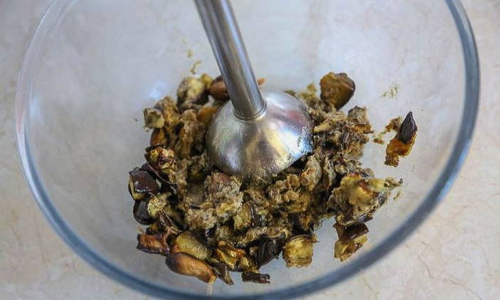 Хумус из баклажанов