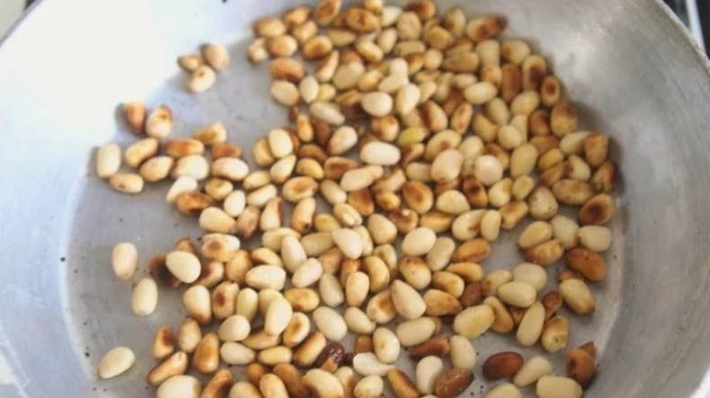 Салат из печеной свеклы с рукколой