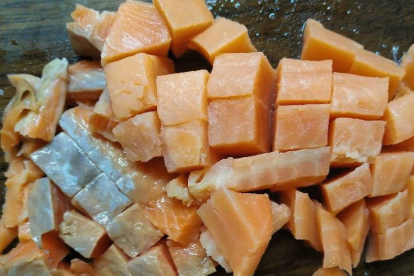 Рыбный суп из форели с картошкой и рисом