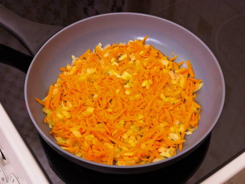 Суп с яичными блинчиками и курицей