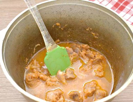 Макароны с гуляшом из свинины