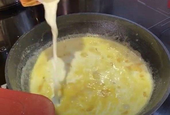 Сливочный соус для мидий в раковинах