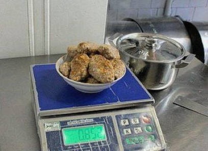 Сочные котлеты из говядины в духовке
