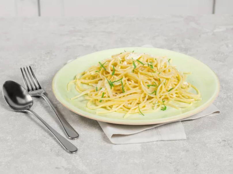 Макароны с сыром и сметаной