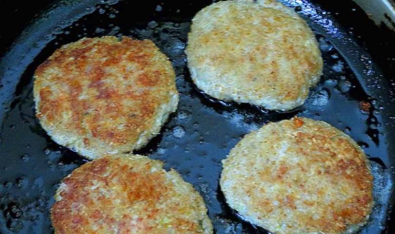 Рыбные котлеты из речной рыбы