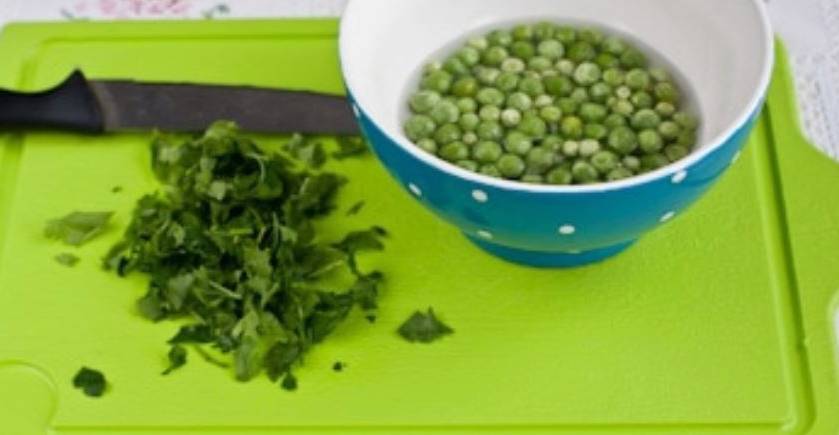 Макароны с копченой курицей