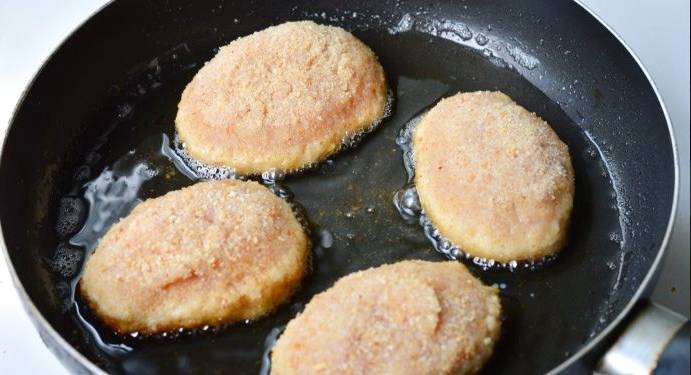 Котлеты из фарша с сыром
