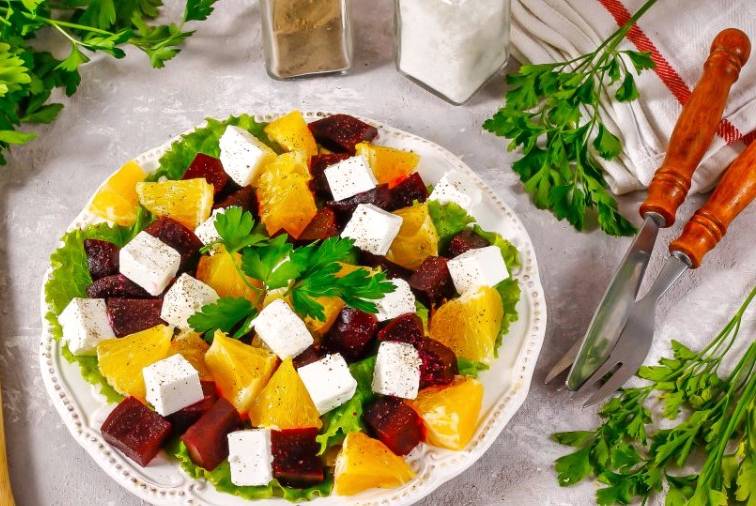 Салат из свеклы с апельсином и сыром