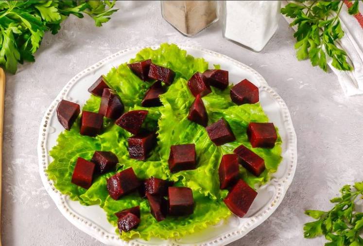 Салат из свеклы с апельсином и сыром