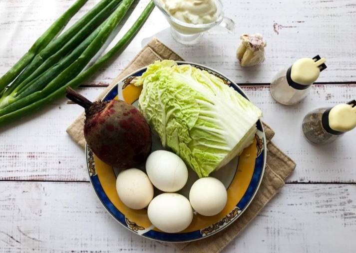 Салат из свеклы с пекинской капустой