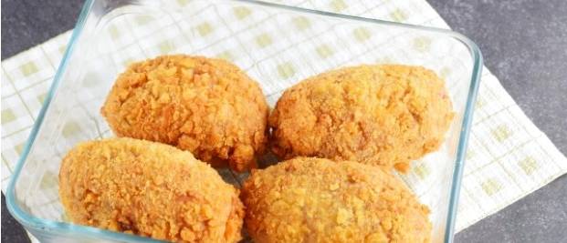 Котлеты с грибами и фаршем на сковороде