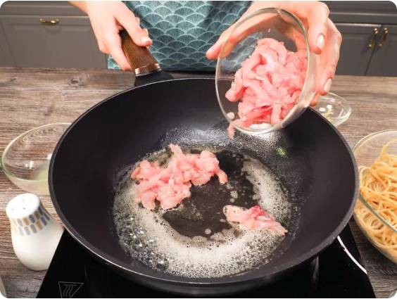 Макароны с индейкой в сливочном соусе
