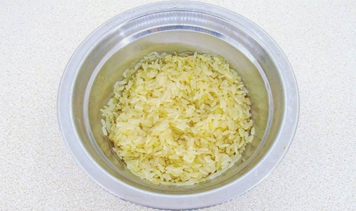 Суп с сайрой, рисом и картошкой
