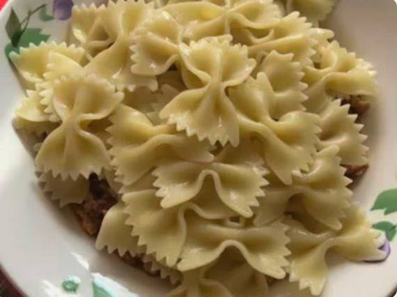 Макароны с фаршем и помидорами