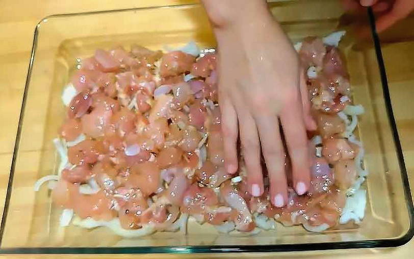 Макароны с куриной грудкой в духовке