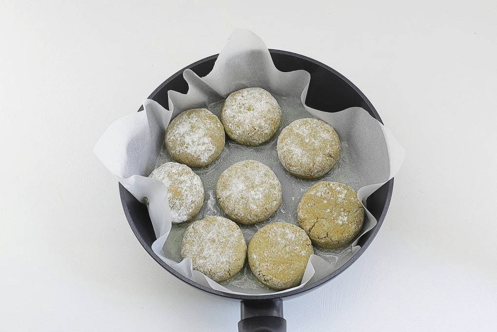 Печеночные котлеты из говяжьей печени на сковороде