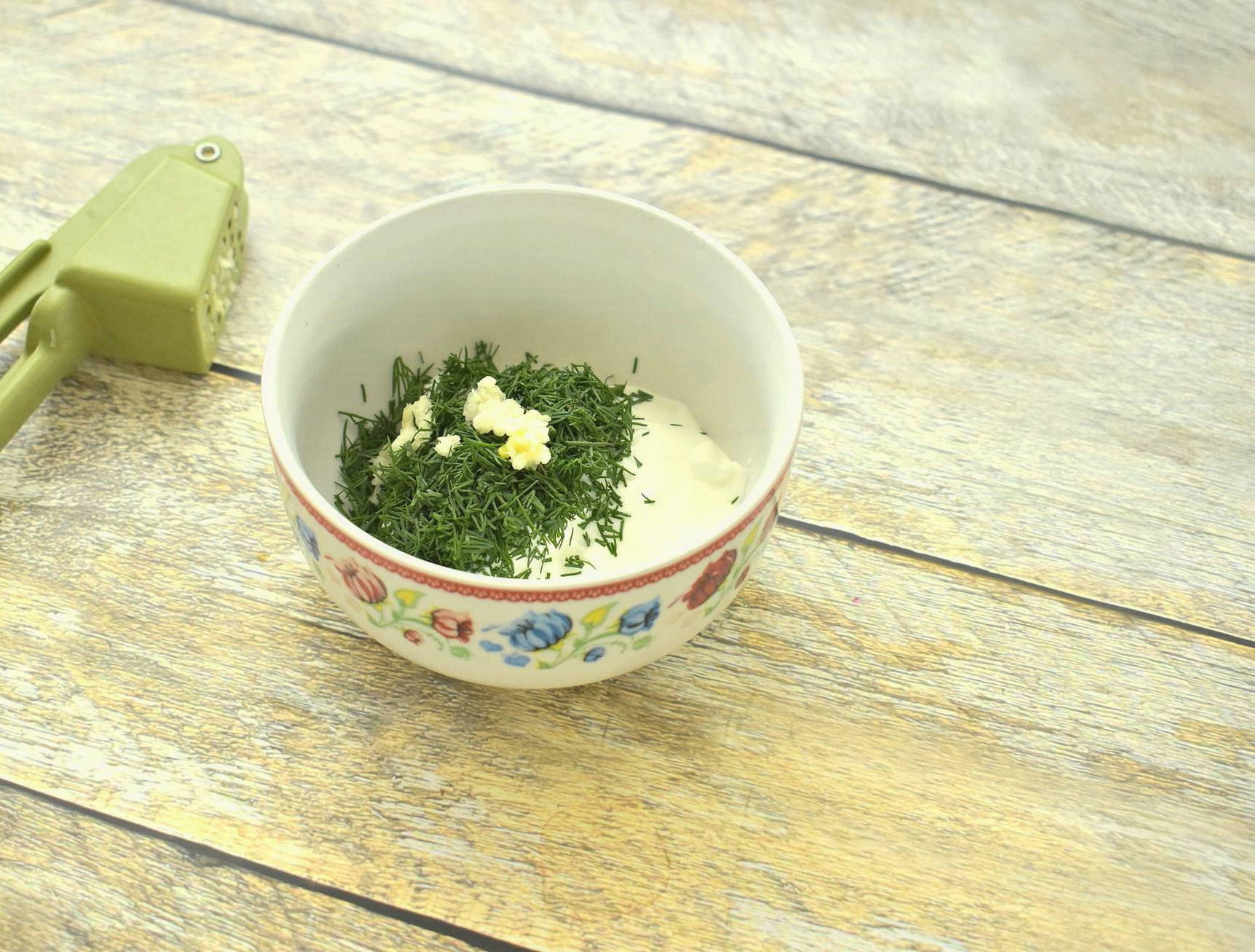 Макароны в сметанном соусе на сковороде