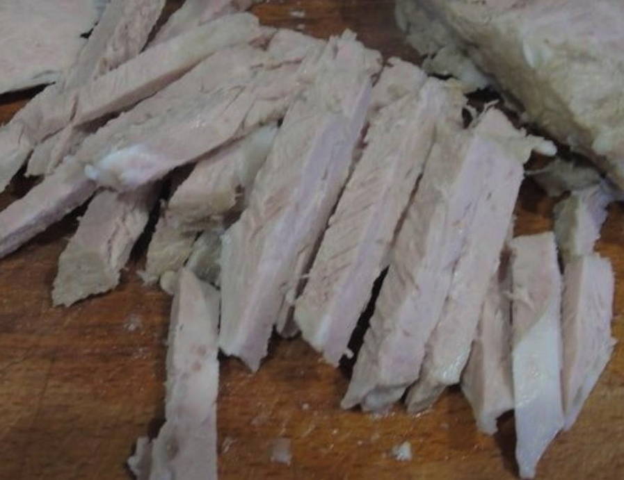 Салат «Деревенский» с мясом классический Салат «Деревенский» с мясом классический