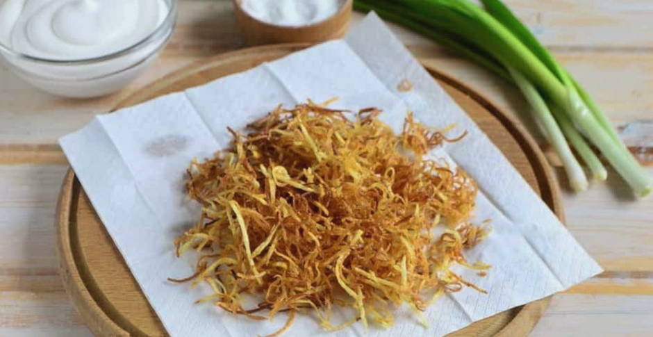 Салат «Горки» с морковью по-корейски, курицей и грибами