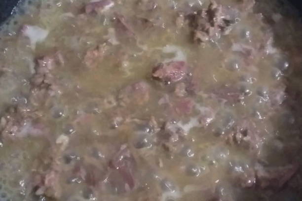 Макароны с тушенкой в духовке