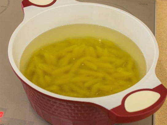 Макароны с фаршем и сыром в духовке