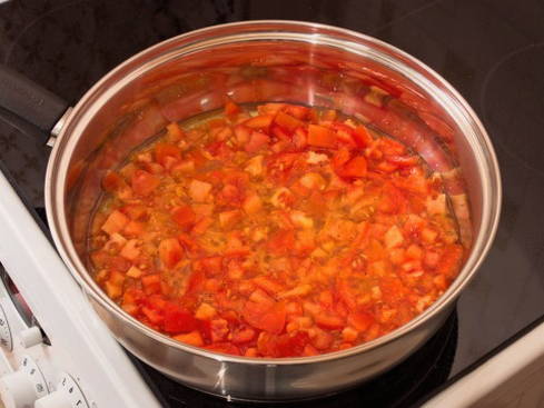 Макароны с сыром и помидорами