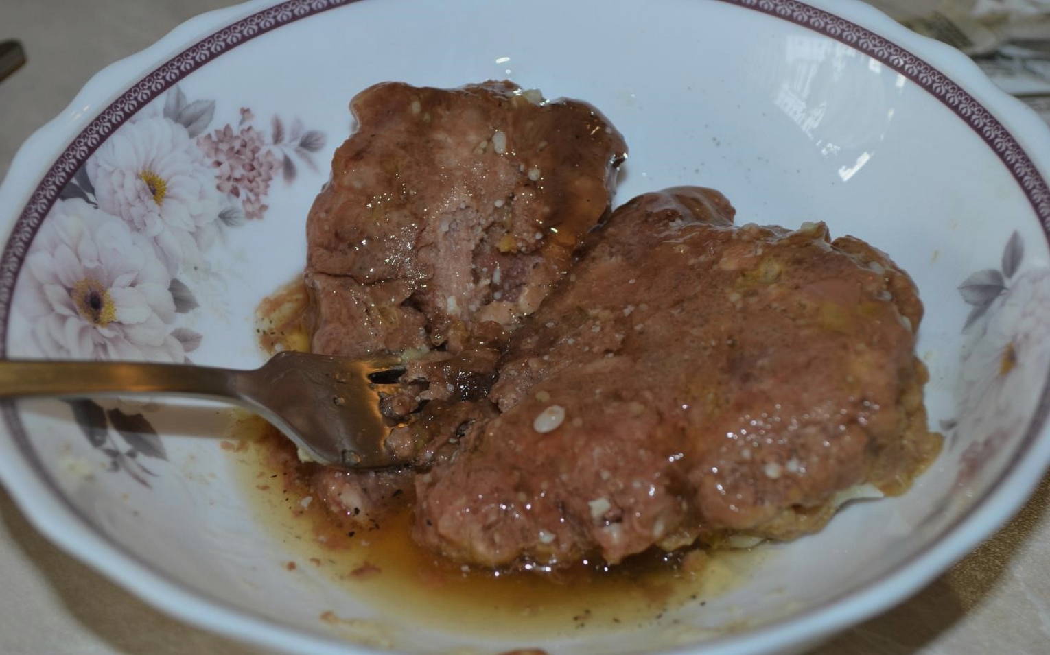 Макароны с тушенкой без варки на сковороде