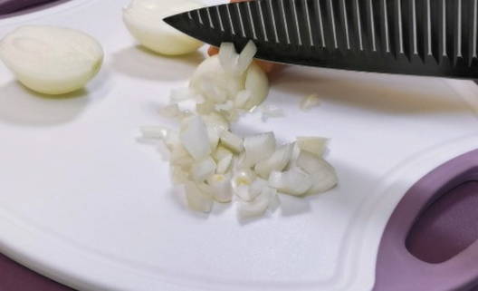 Макароны с куриным фаршем на сковороде