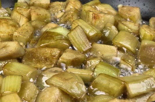 Макароны с фаршем и овощами