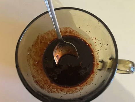 Соус из черной смородины для мяса